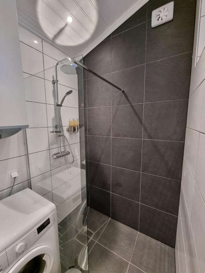 Attefallshuset Toftahoejden 7 Växjö Buitenkant foto